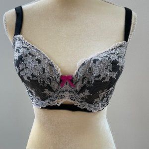 Victoria's Secret Dream Angels Unlined Lace Demi Bra (34DDD)